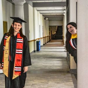 Meet your Posher, Carly